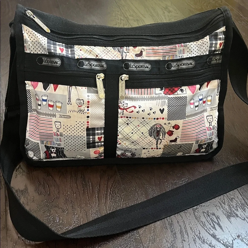 LeSportsac Deluxe Everyday Expandable Bag “Warm Wishes” - Picture 1 of 14